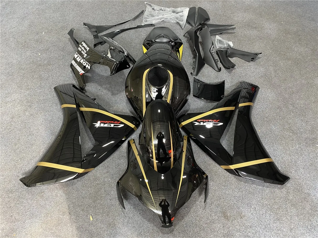 

Motorcycle ABS fairing kit for CBR1000RR CBR1000 08 09 10 11 2008 2009 2010 2011 Black