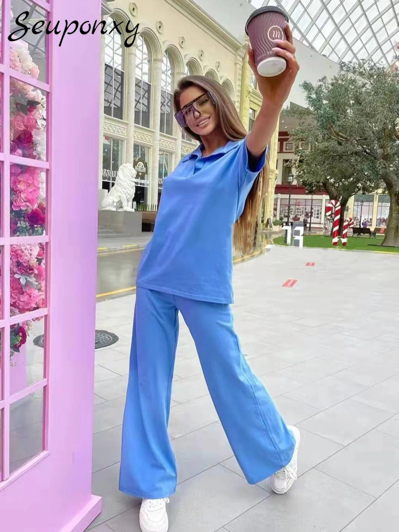 

Женский комплект из 2 предметов, пуловер с коротким рукавом с отворотом и широкие брюки с высокой талией, повседневный свободный костюм, 2022