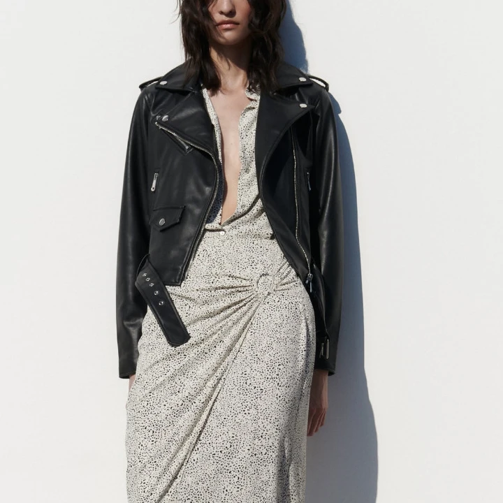 

Женская короткая куртка из искусственной кожи, Черная байкерская куртка из искусственной кожи на молнии с поясом, свободная мотоциклетная верхняя одежда в стиле ретро, верхняя одежда, осень-зима 2023