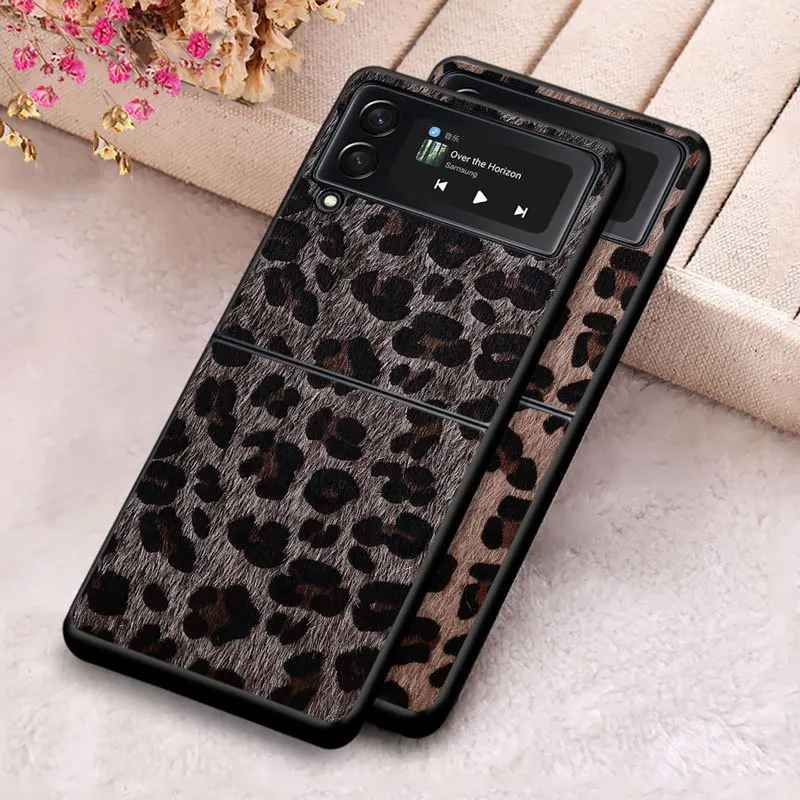 

For Samsung Galaxy Z Flip 4 Case Fashion Leopard Print Fur Phone Shell