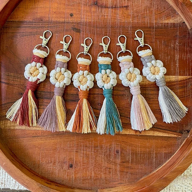 Macrame Crochet Daisy Flower Wristlet Keychain Bohemian Key Strap Wrist Lanyard Bracelet Keyring Purse Handbag Charm Jewelry