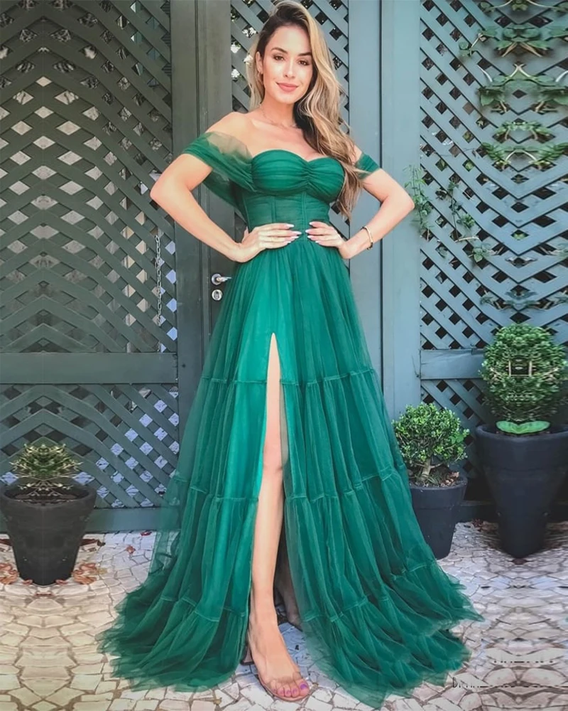 

Vestido Elegantes para mujer Emerald Green Evening Party Dresses With Slit Off-the-Shoulder Neckline Hemline Layer Prom Gowns