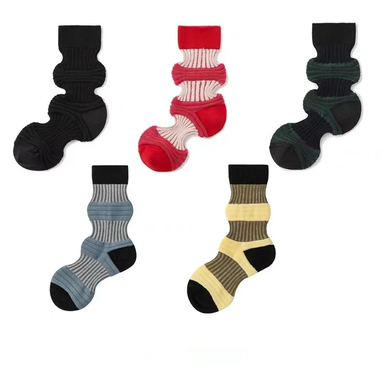

Summer Woman Sock Japanese Fashion Pork Intestines CFCL Kawaii Cute Ankle Socks For Women Knitting Cotton Stripe Socks Women Men