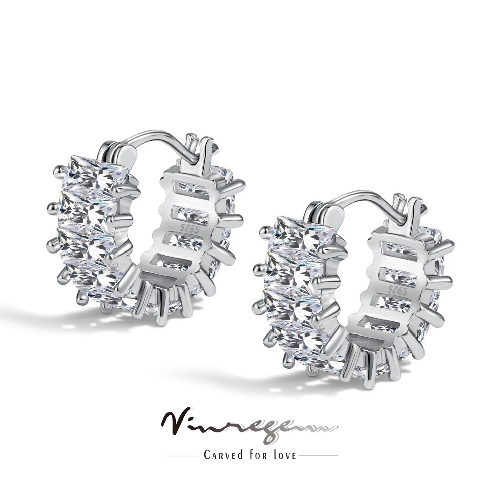 

Женские серьги-кольца из серебра 925 пробы с сапфиром, 2 Х5 мм