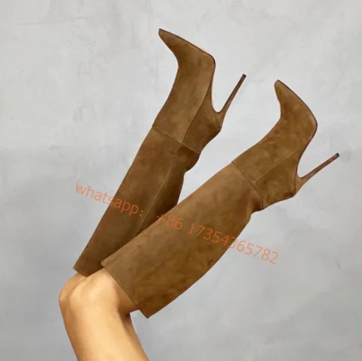 

Женские привлекательные коричневые сапоги до колена на высоком каблуке-шпильке, замшевые, кожаные, с острым носком, без застежки, красные ботинки, дизайнерская обувь размера плюс 46