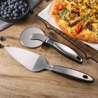 portable pizza cutter and shovel set stainless steel pizza roller handy pizza cutter with finger protection for baking pizza