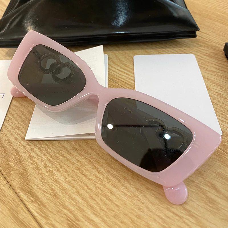 2023 top quality women Pink rectangular plate Frame Sunglasses Resort Travel glasses