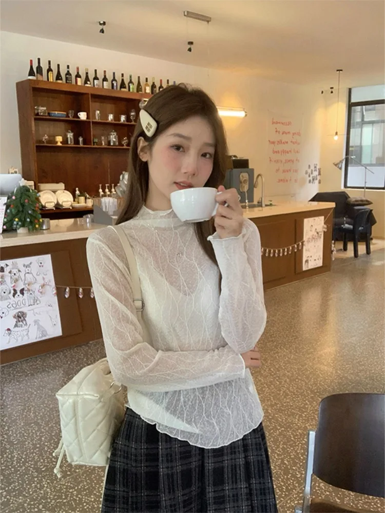 Женская рубашка с деревянными ушками и полувысоким воротником Design Sense Streamer