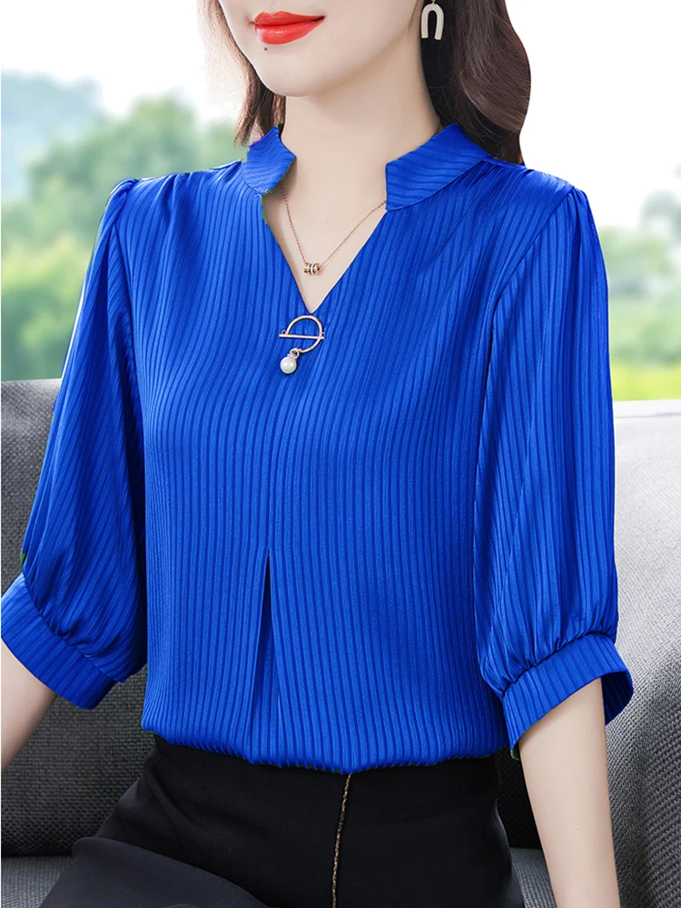 V-neck Striped Chiffon Shirt Women's Summer 2022 New Loose Casual Mid-Sleeve Top Fashion Temperament Small Shirt