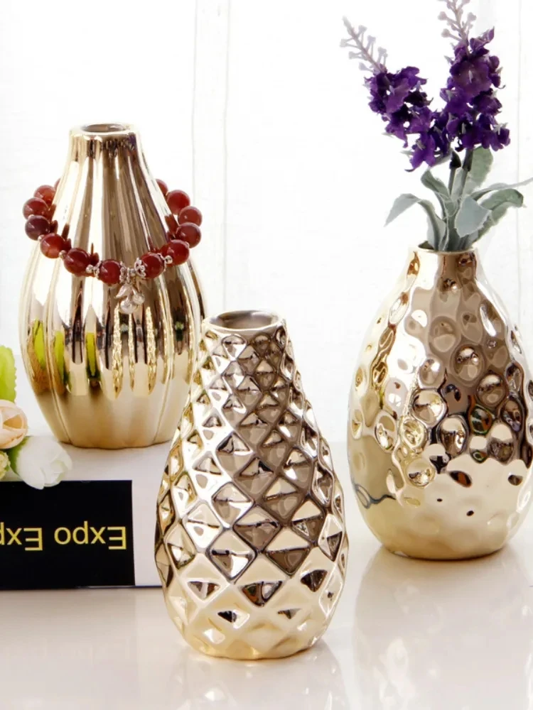 

Electroplated Golden Ceramic Small Flower Vase With European Style Modern And Minimalist Home Decoration Vase