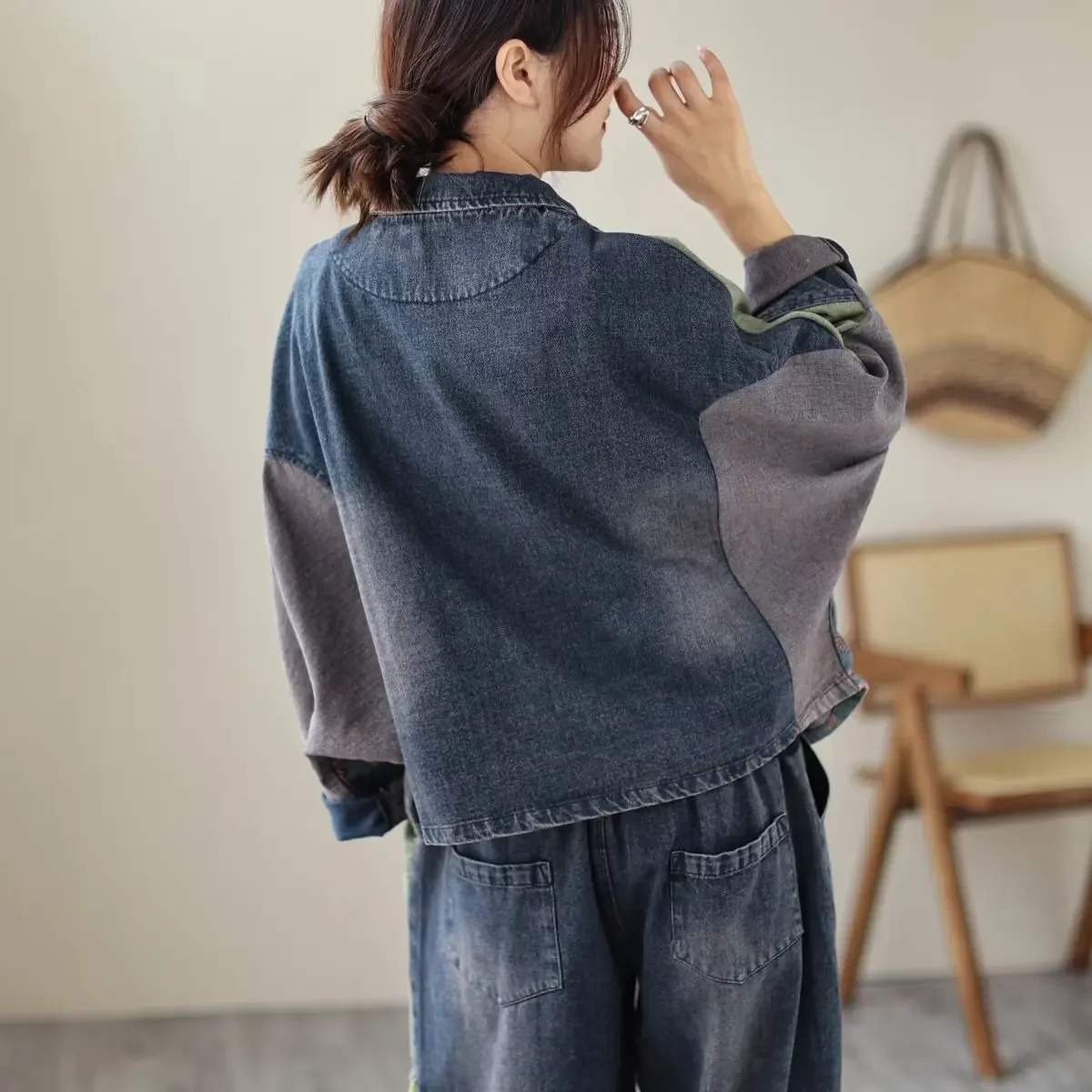 2024 весенние джинсовые пальто женские ретро-принты цветные сращенные