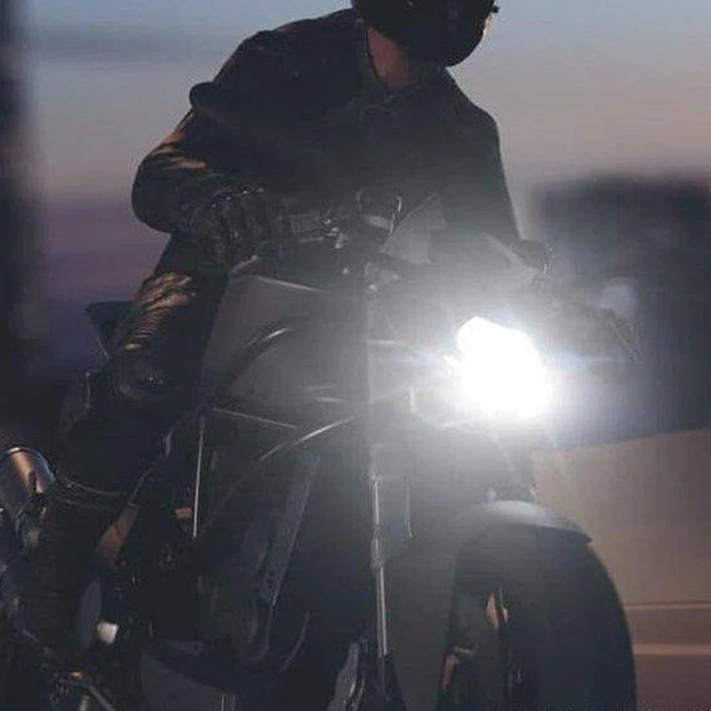 

Motorcycle Light P15D H4 LED Motorcycle Headlight Bulb Anti Vibration Impact Resistant High Quality 12LED Lamp