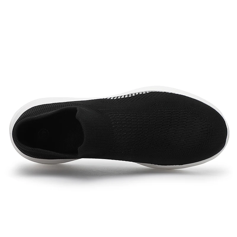 2022 Men Running Sneakers Lightweight Casual Sport Shoes Couple Comfortable Breathable Knit Socks Unisex Outdoor Sneakers 35-45