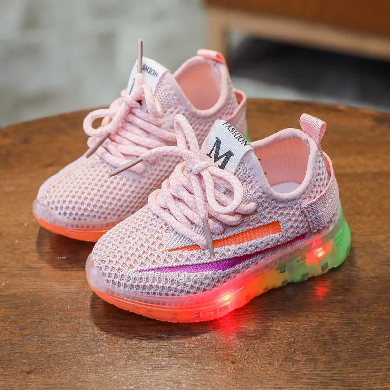 

2022 Nice Fashion Spring Autumn New Children's Sports Shoes LED Glowing Flashing Light Flying Mesh Shoes Boys Coconut Sneakers