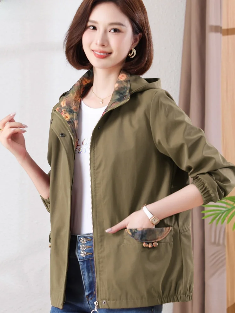 Middle-Aged Mom Loose Casual Hood Short coat Women 2024 Spring and Autumn New Small Temperament Younger Jacket
