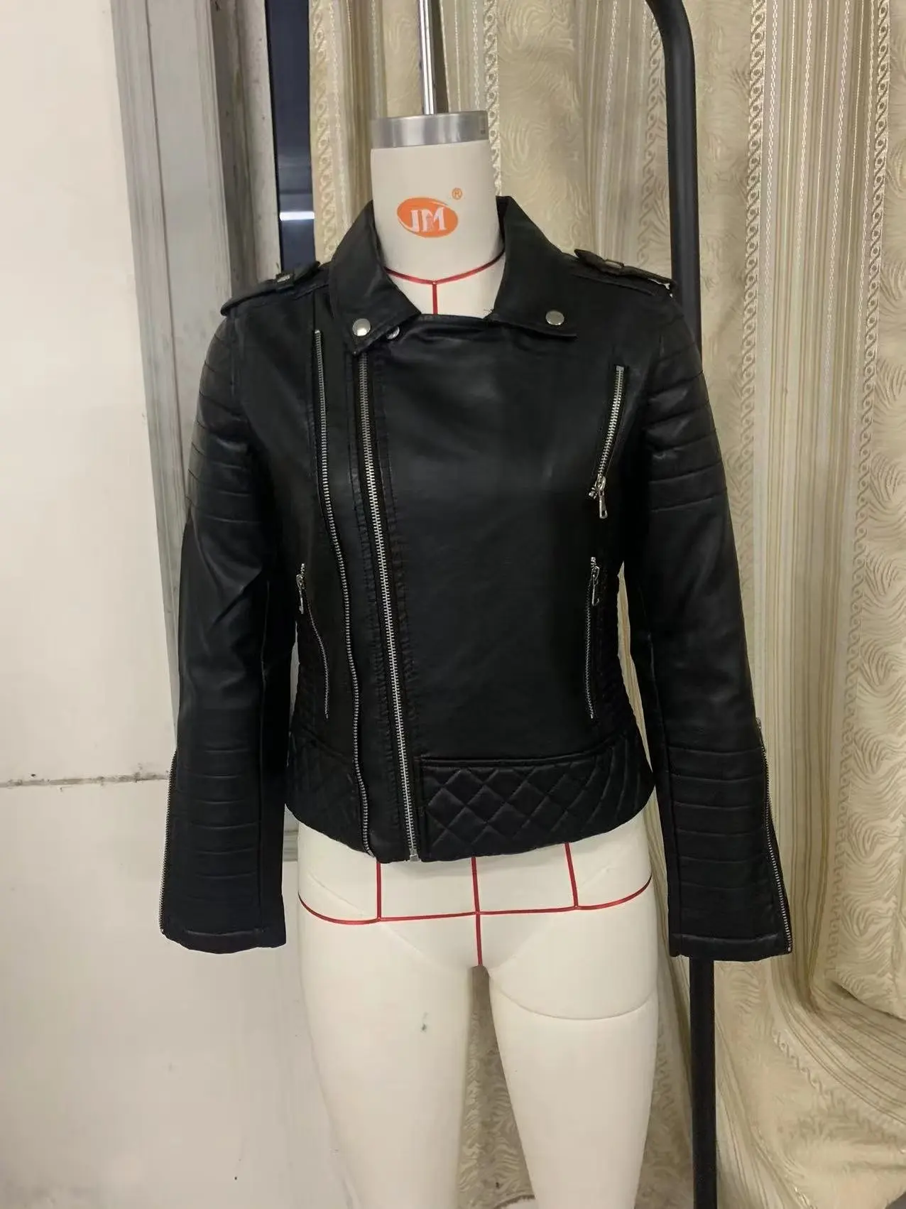 2023 Autumn/Winter Women's Leather Coat Short Jacket Coat Zipper Casual Quilted Thread Trend PU Short Coat Fashion Motorcycle