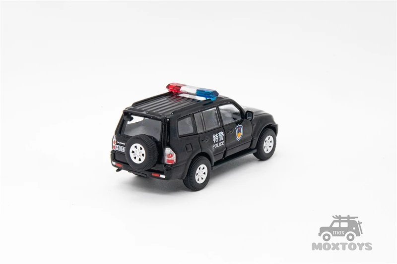 Модель автомобиля XCarToys 1:64 3-го поколения Pajero