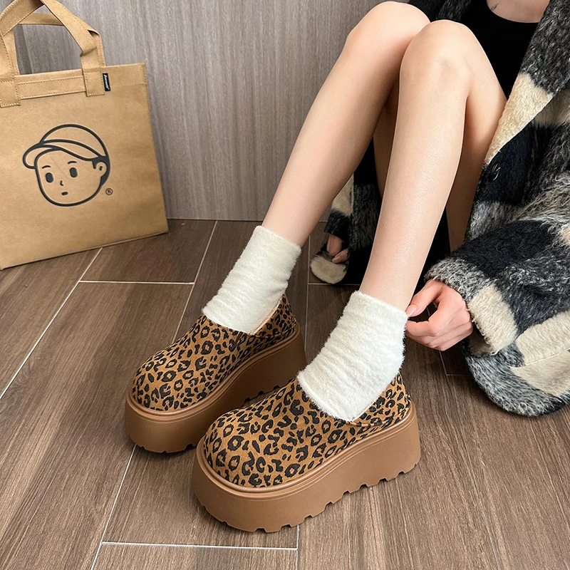 Женская хлопковая обувь плюшевые зимние ботинки с леопардовым принтом зима 2024