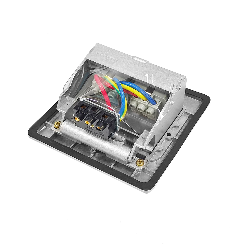 Выдвижная напольная розетка из цельнометаллической панели европейского