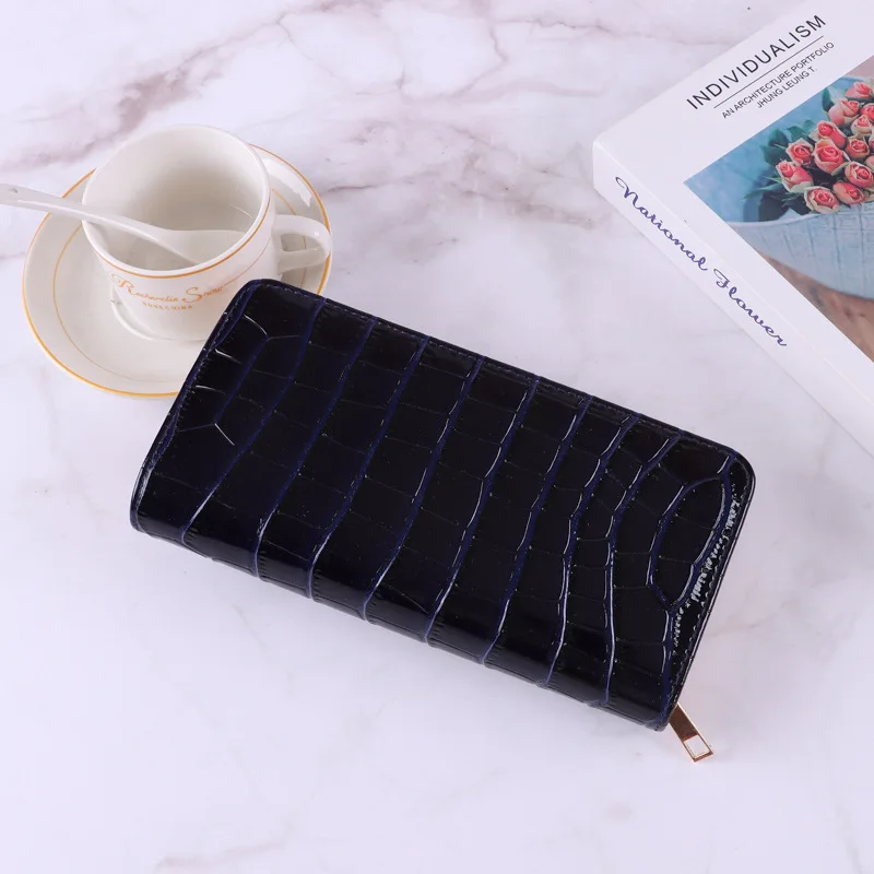 Leather Wallet for Women Multifunctional Fashion Clutch Bag Crocodile Pattern Long Money Pouch Coin Purse Zipper Phone Bag Gift