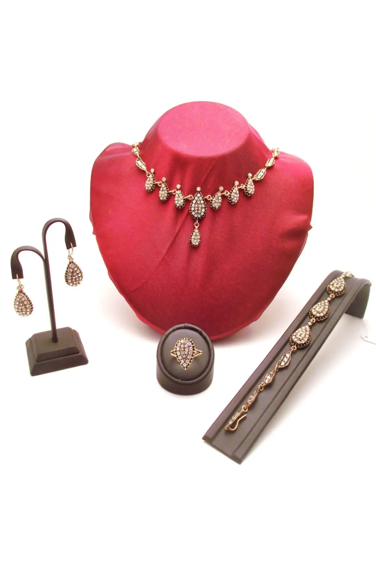 

Women's Fashion Jewelry Diamond Mounted Necklace Sets
