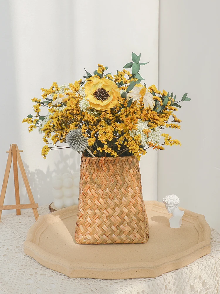 

Natural Air-Dried Flower Bouquet Apple Leaves Purple Roland Mixed Bouquet Chinese Home Decoration Eternal Life Blossom In Resin