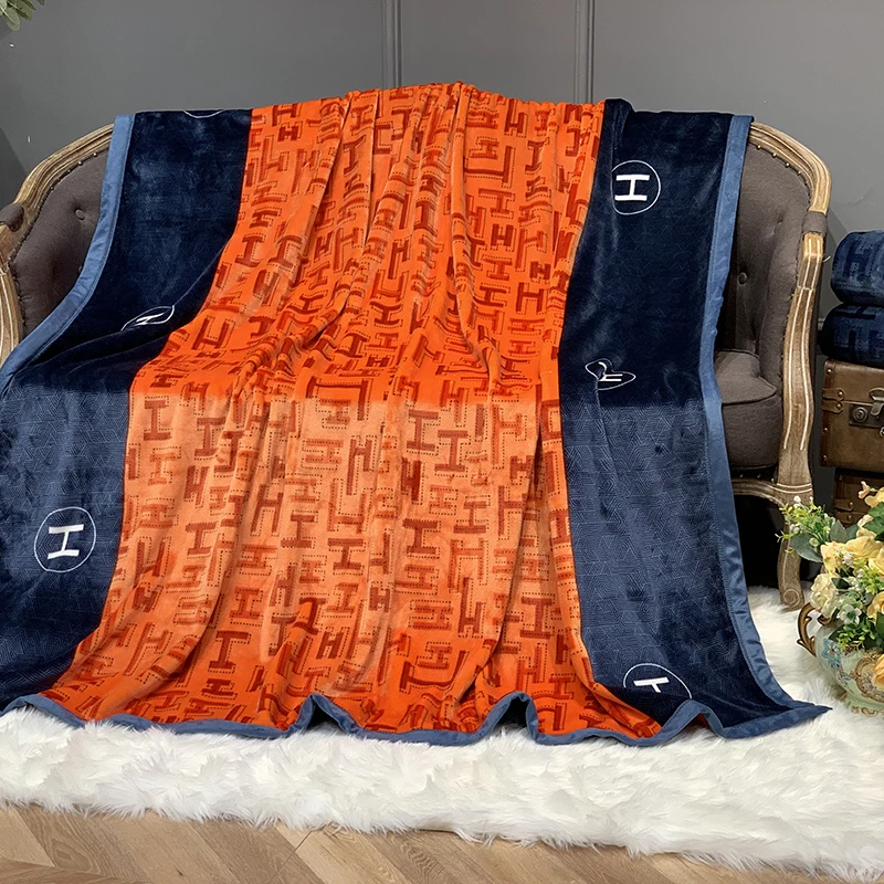 

2021 Fashion Flannel Blanket Luxury Super Warm Soft 2.3kg Throw Blankets for Sofa