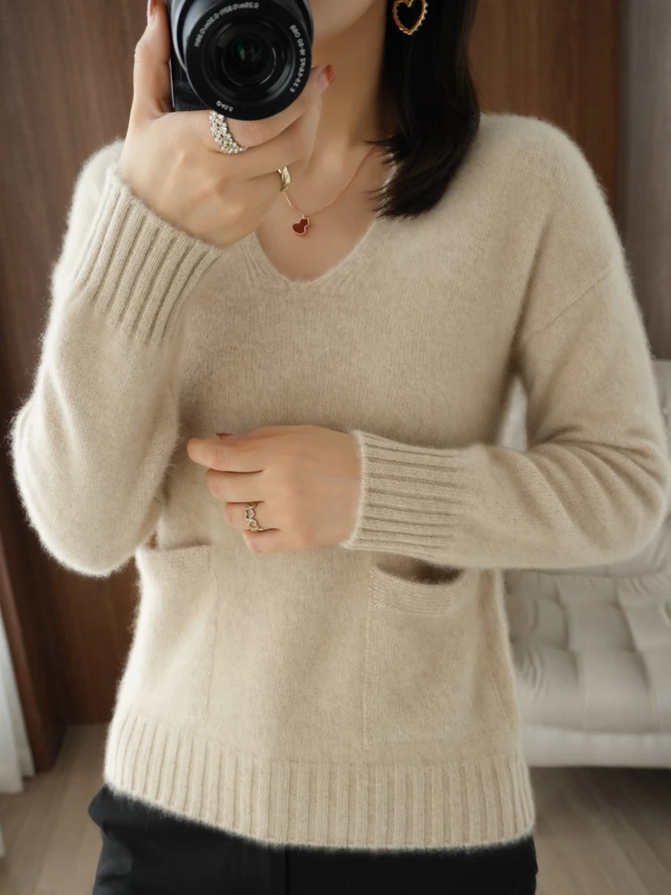 

Small V-Neck WoolSweater Women's Spring Autumn New Style Solid Side Pockets Relaxed Soft Versatile Fashion Long Sleeve Knit Top