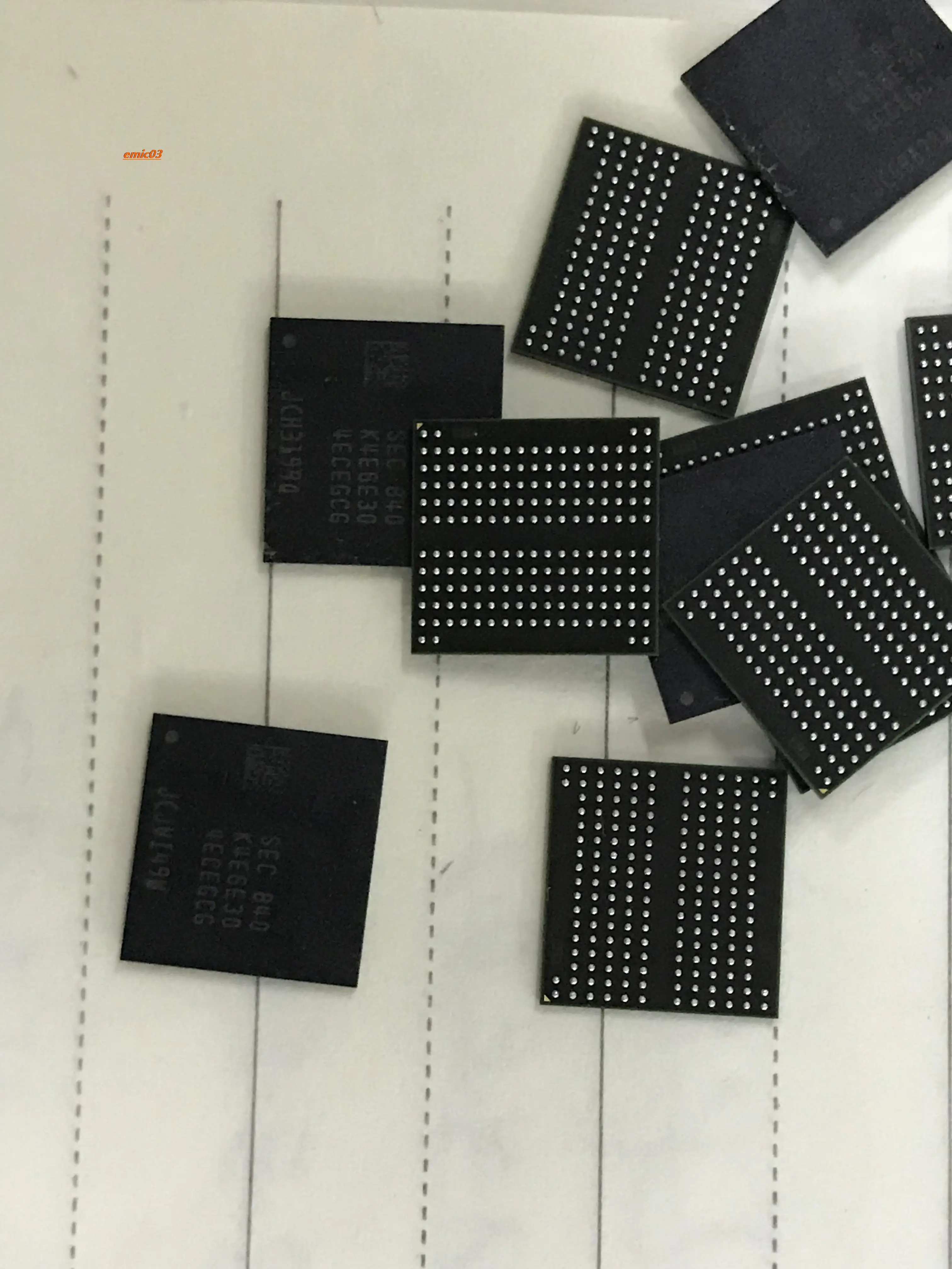 K4E6E304EC-EGCG K4E6E30 4ECEGCG K4E6E304EC-EGCF