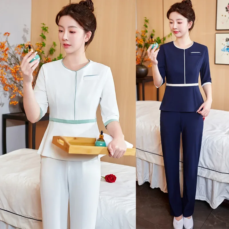 Элегантный высококлассный косметологический костюм для косметологических