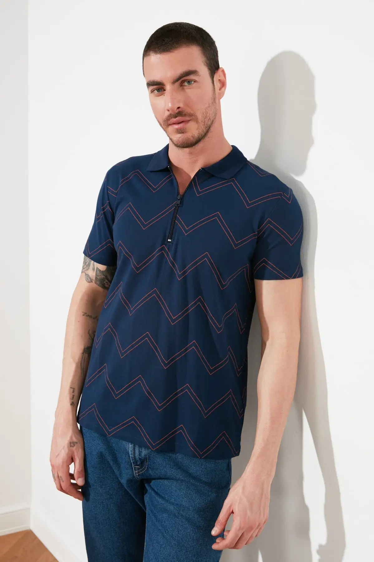 

Trendyol Male Zipper Detail New Polo Collar T-shirt TMNSS20PO0004