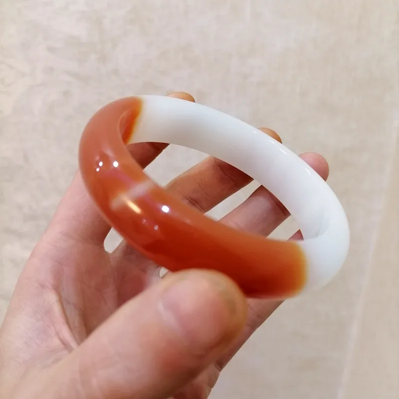 

Natural Half Sugar Red Half White Hand Carved Jade Bracelet Fashion Boutique Jewelry Men and Women's Sugar Red Bracelet Gift