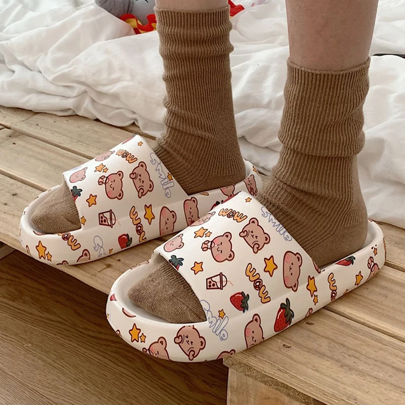 

Cute Bear EVA Slippers Summer Sandals Slippers Soft Bottom Indoor Home Floor Wearing Outside Beach Fashion Women Summer Slippers