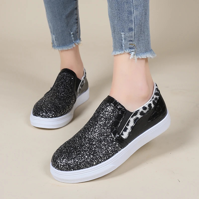 

Woman Shoes Flats Casual Barefoot Sports Sneakers Loafers Women's Running Moccasin Slip-on Comfortable Gold Bling Fashion New