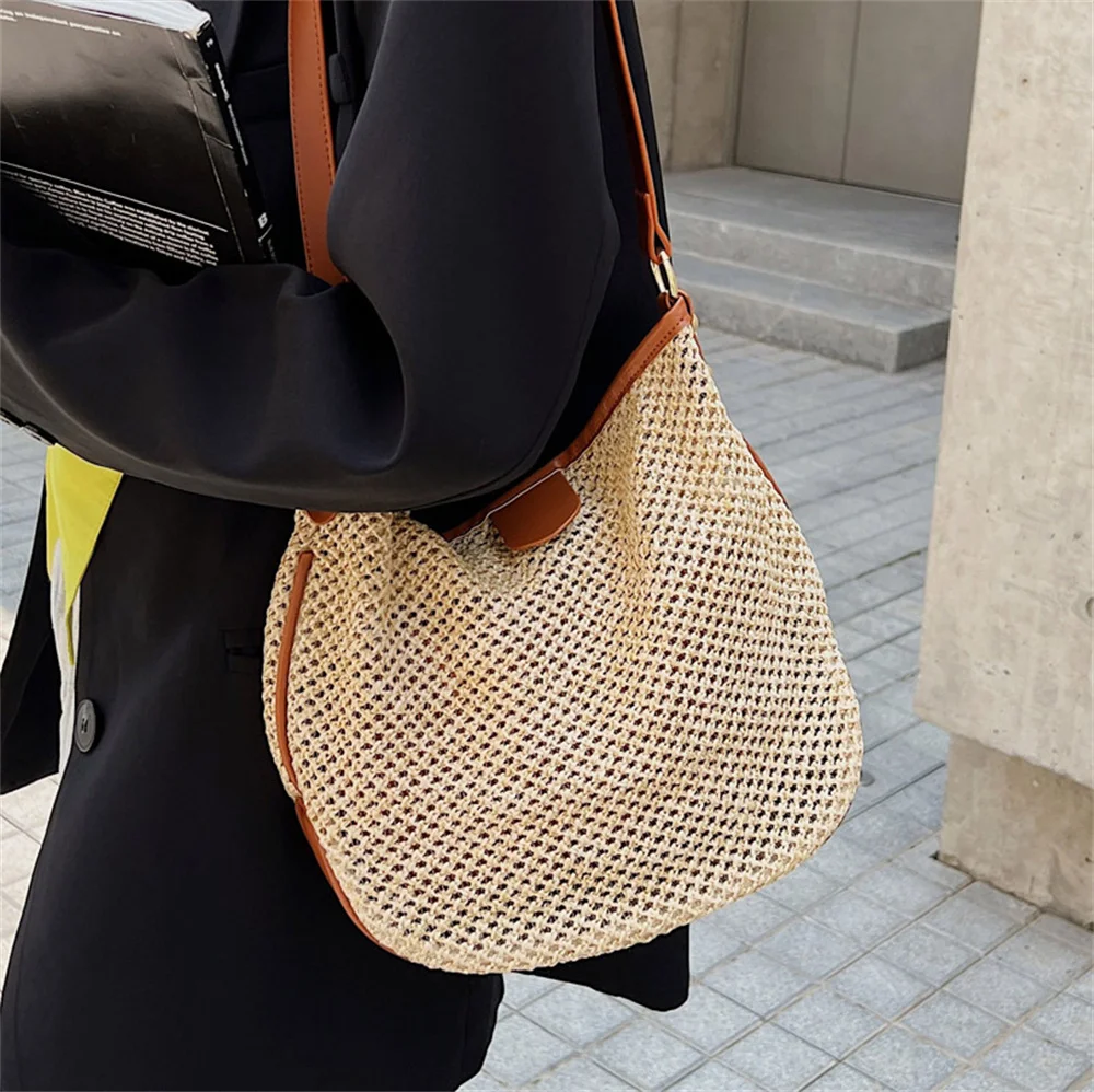 

Summer straw woven shoulder bag ins Korean version women's new fashion woven seaside holiday western style cross bag