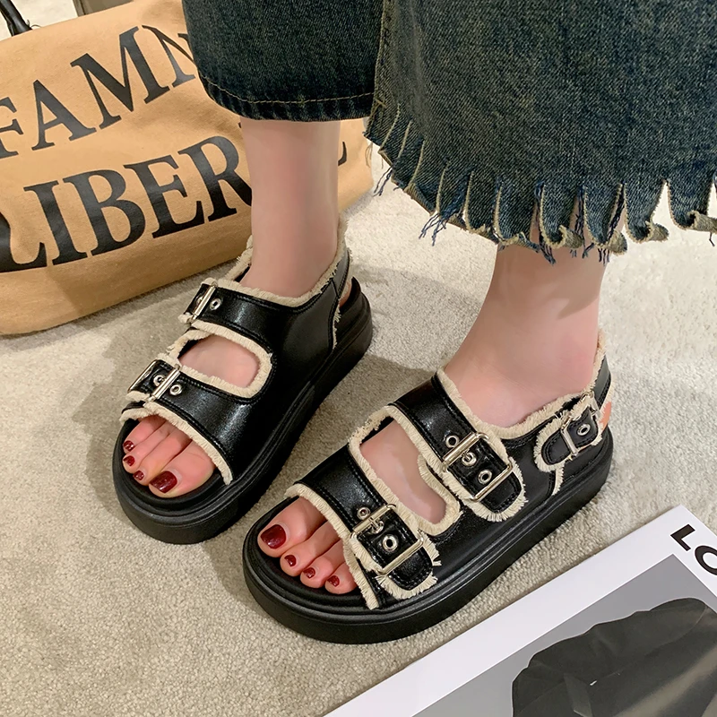 Genuine Leather Fashionable Raw Edge Buckle Sandals 2023 Summer New Thick Sole Leather Outwear Beach Shoes