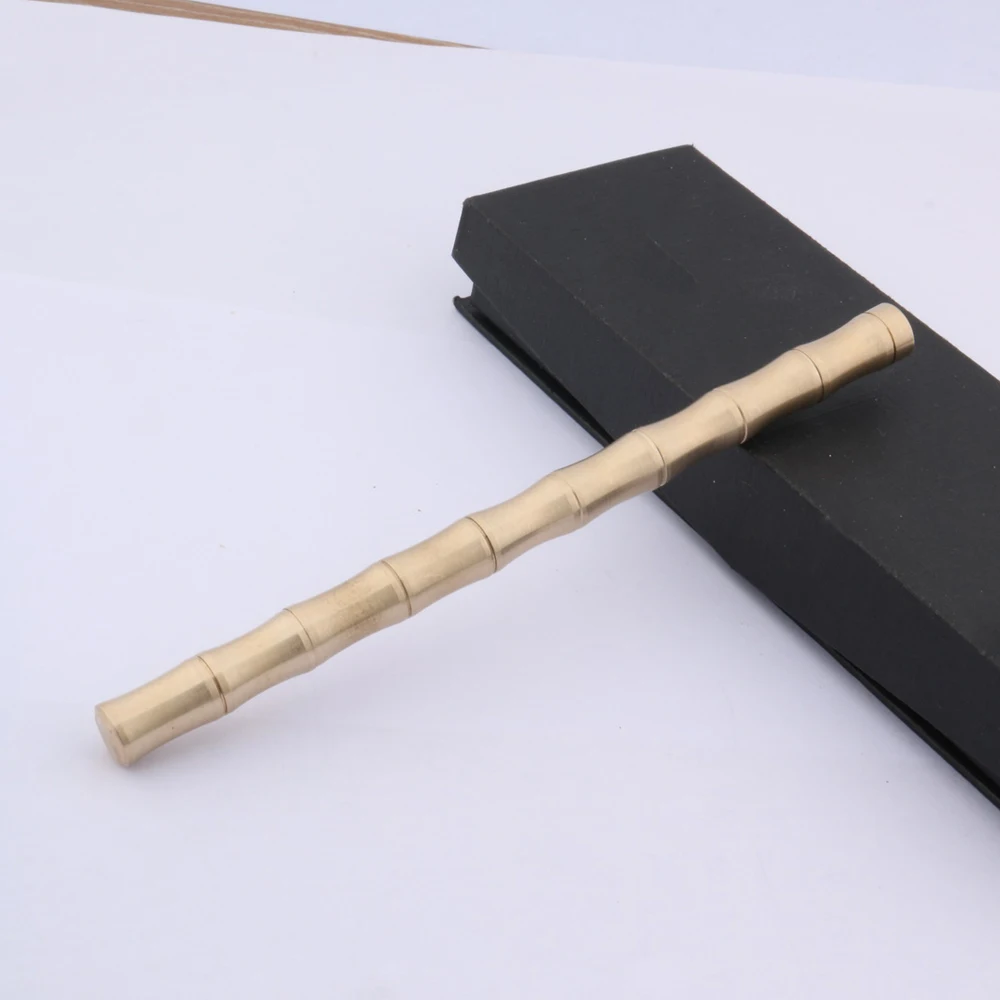 

Шариковая ручка Chouxiongluwei деревянная