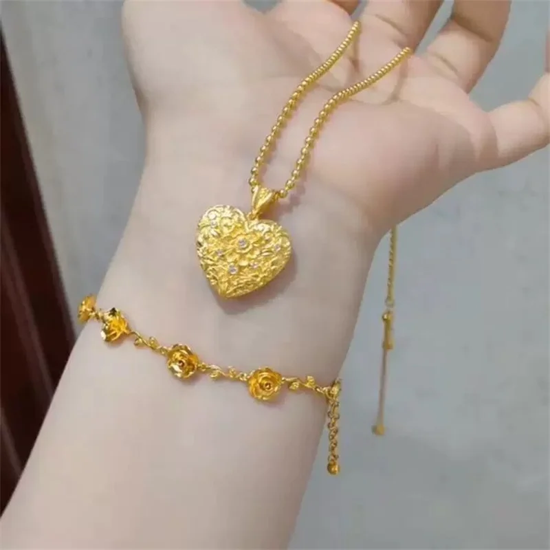 Фото Новинка 2023 года, золотое женское ожерелье AU750, винтажное ожерелье в форме сердца с бриллиантами, античное золото 18 карат, кулон в форме персикового сердца, ювелирное изделие, подарок №3