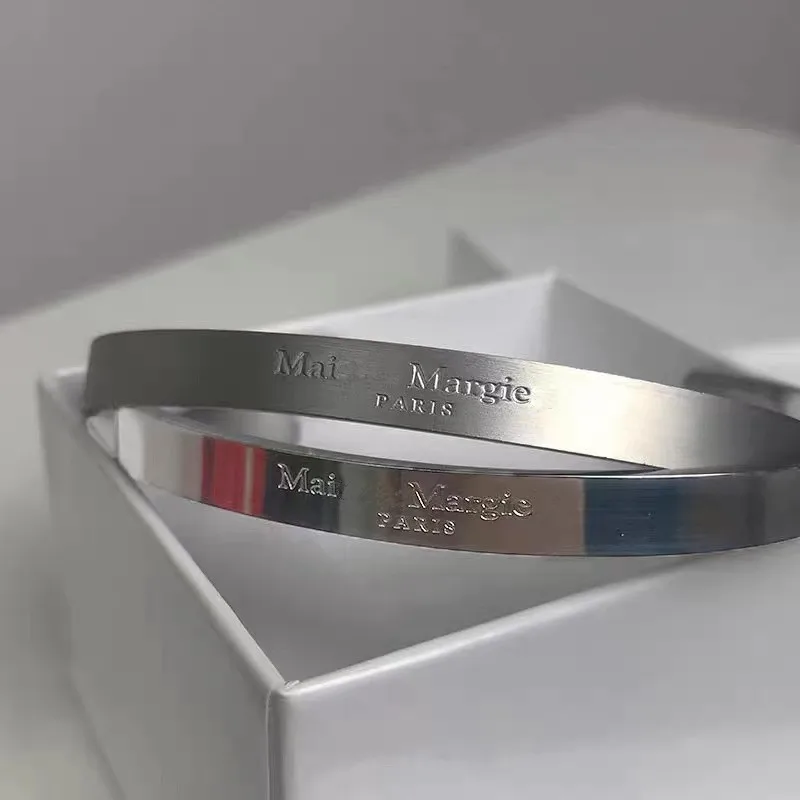 Luxury Margiela MM6 Bracelets Bangles Fashion Titanium Steel Classic MM Open-ended Couple Personalized Pulseras Jewelry Joyas