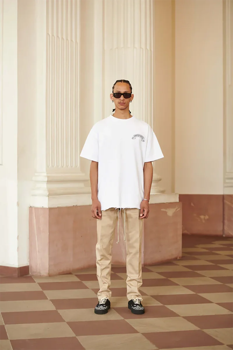 Крупноразмерная футболка ASK ASKYURSELF потертая и изношенная с надписью логотипом