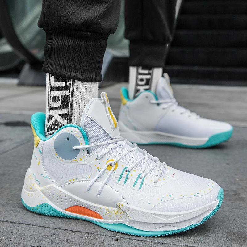 New Men Basketball Shoes Athletic Training High Ankle Basketball Boots Breathable Sports Shoes Men Luminous Basketball Sneakers