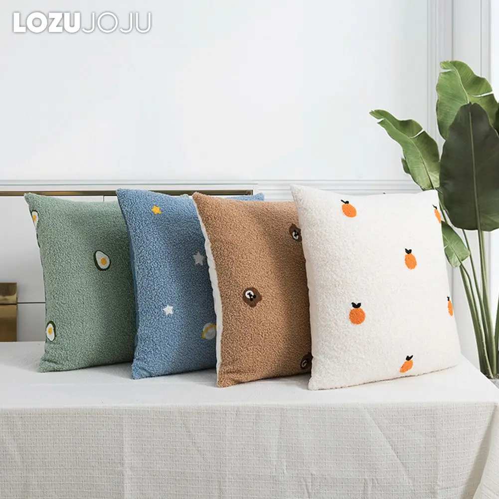 

KAUNFO Симпатичные плюшевые бархатные наволочки с вышитыми мультяшными фруктами, наволочки для диванной подушки 45x45 см