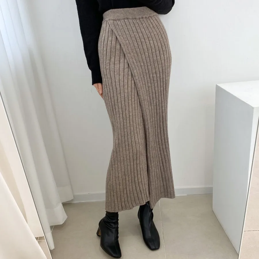 

Женская трикотажная юбка-карандаш с высокой талией, до середины икры