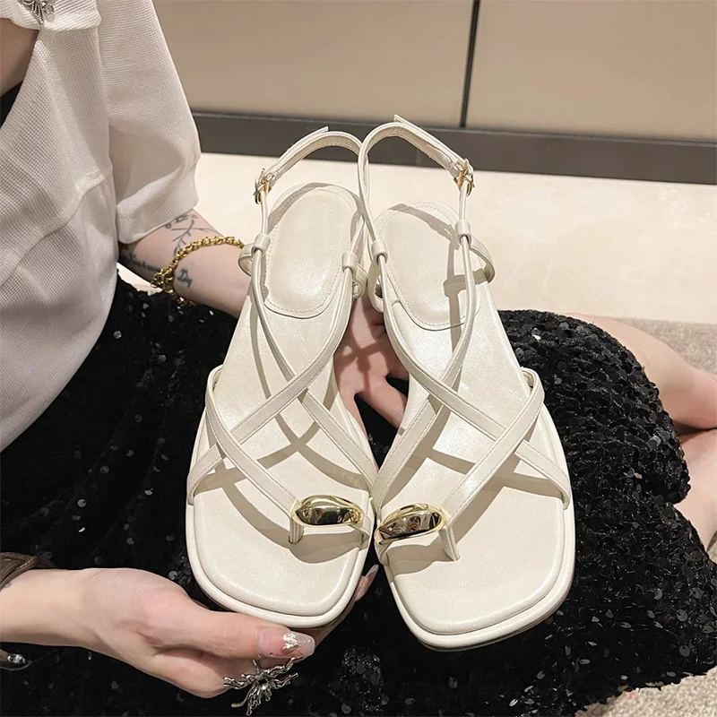 

2023 Summer Gladiator Woman Sandals Fashion Design Clip Toe Thick Heel Casaul Outdoor Narrow Band Sandalias Shoes Mid Heels Chun