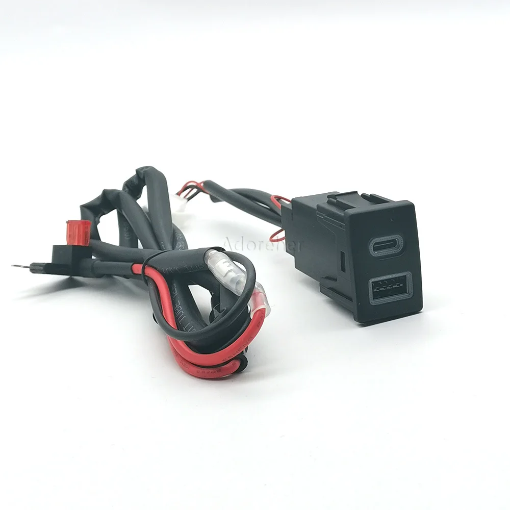 Фото Красная светодиодная автомобильная зарядная розетка с двумя портами QC3.0 USB и PD Type-C для Isuzu Mu-X 18-22, D-MAX 15-19 №3
