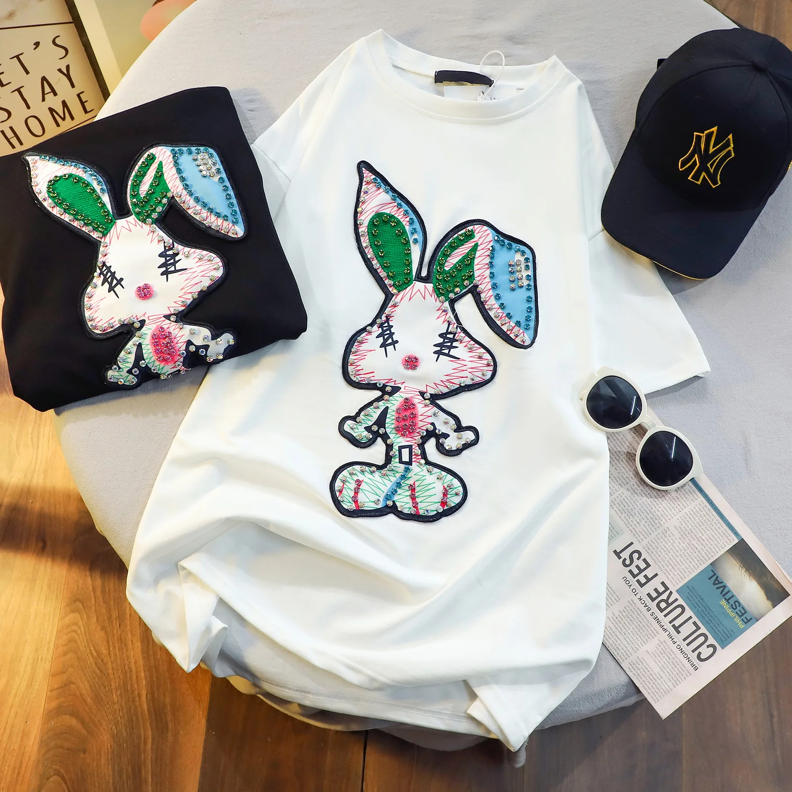 

Женская футболка с коротким рукавом, летняя свободная хлопковая Футболка с изображением кролика и стразами, 2022