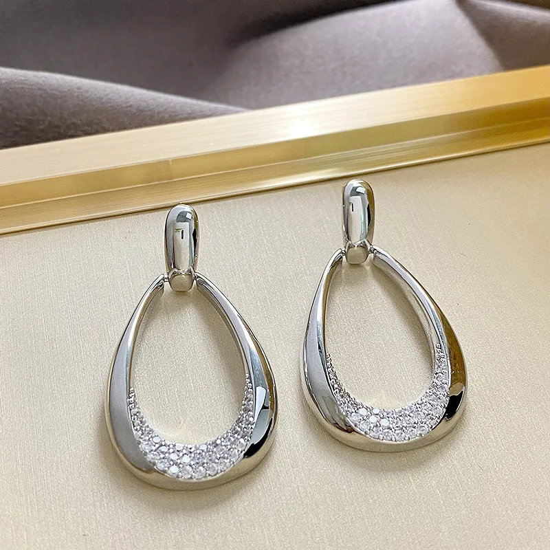 

Bilincolor Zircon Inlaid Large Water Drop Earrings