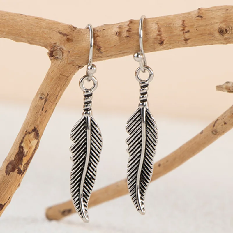 

Bella Box Women Drop Earrings Silver Color Leaves Feather Shape Pendant Charms Earring Handmade For Women Fashion Jewelry