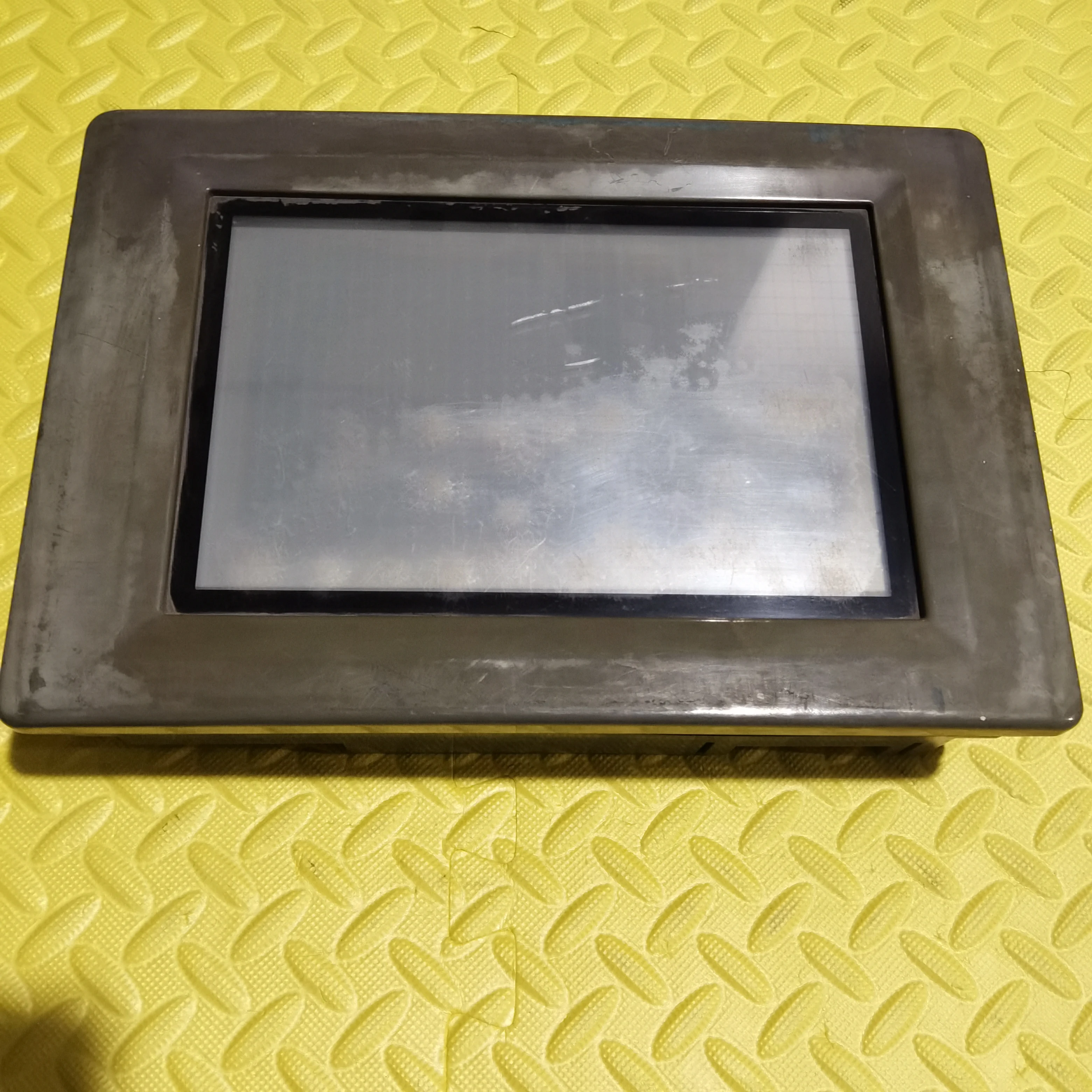 

GC-55EM2 Touch Screen Display