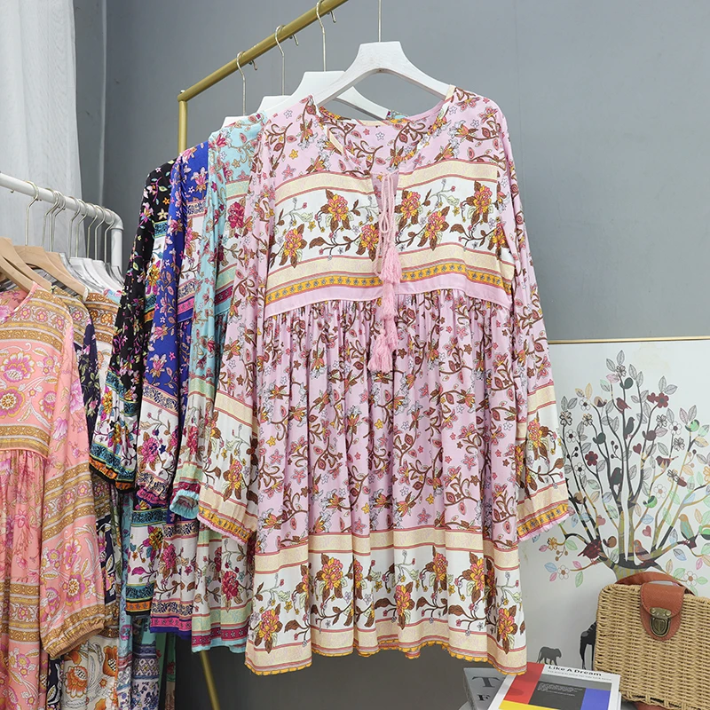 

VANOVICH 2022 Summer New Bohemian Temperament O-neck Belt Lantern Sleeve Dress Fashion Print Folds Straight Knee-Length Dress